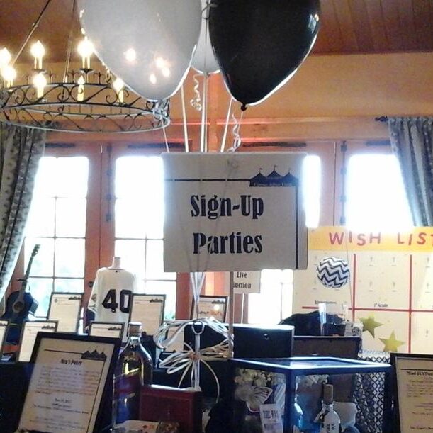 A sign that says " sign-up parties ".